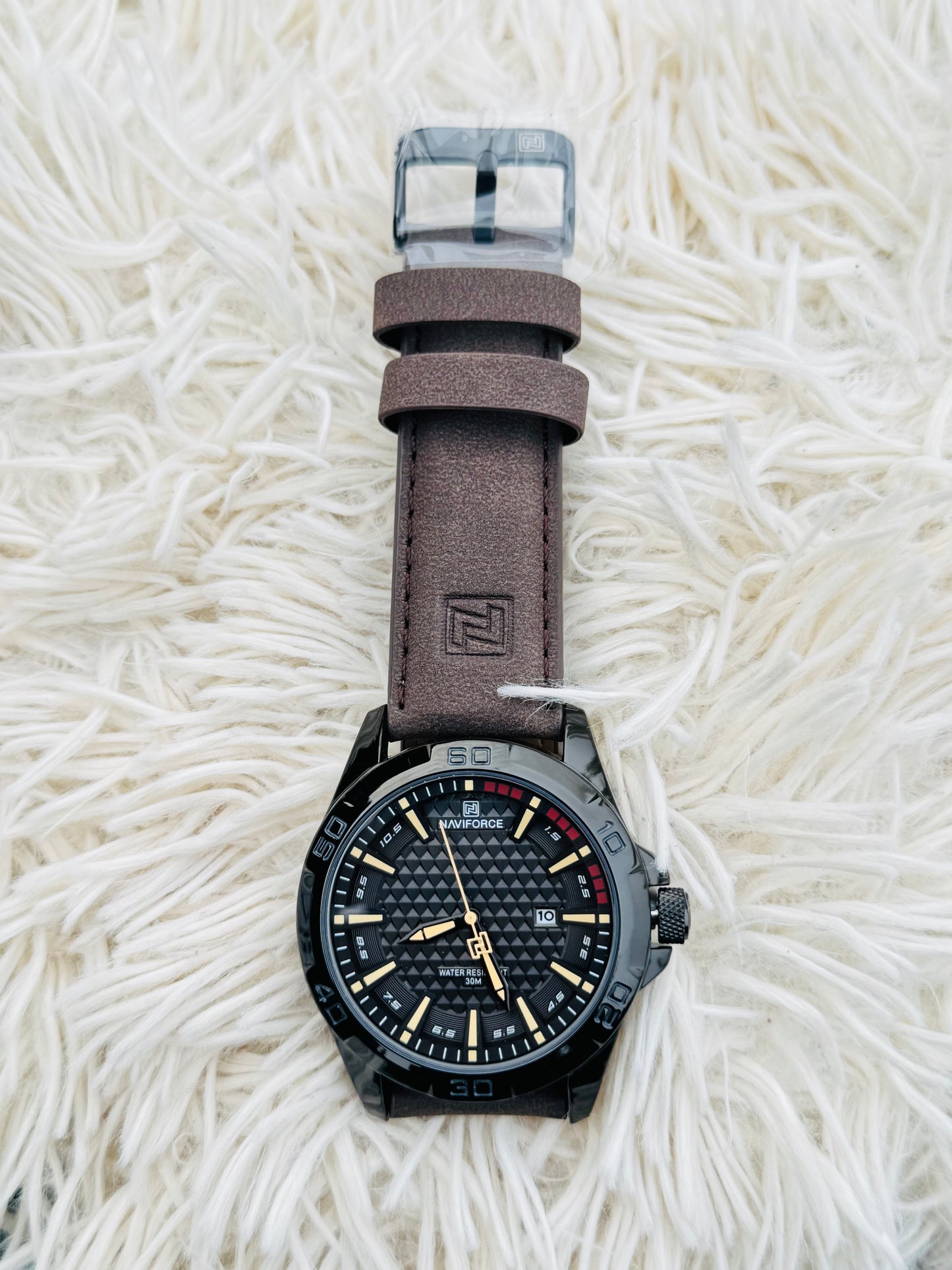 NAVIFORCE Watch with Genuine Leather Strap, Waterproof Dial, Youthful and Stylish Wristwatch