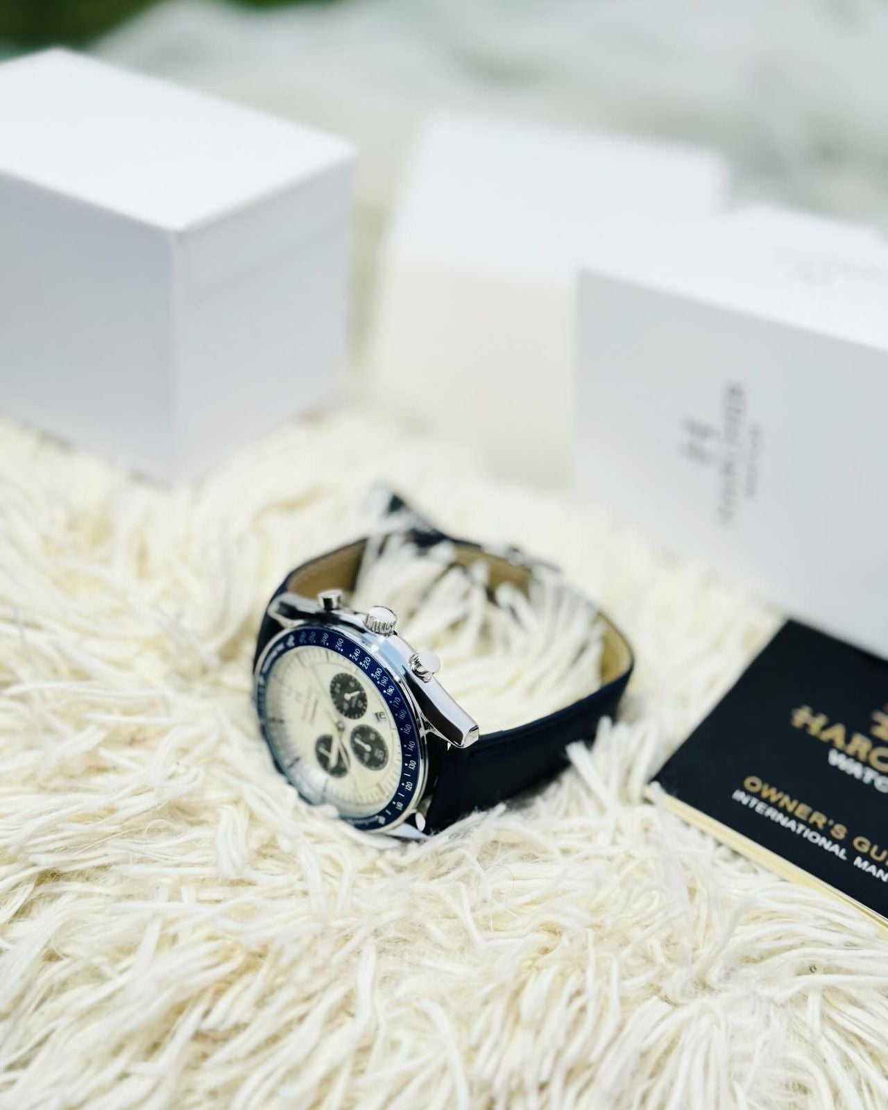 Harcher Elegant Men's Quartz Watch with Chronograph - Waterproof, Faux Leather Strap, Business Style