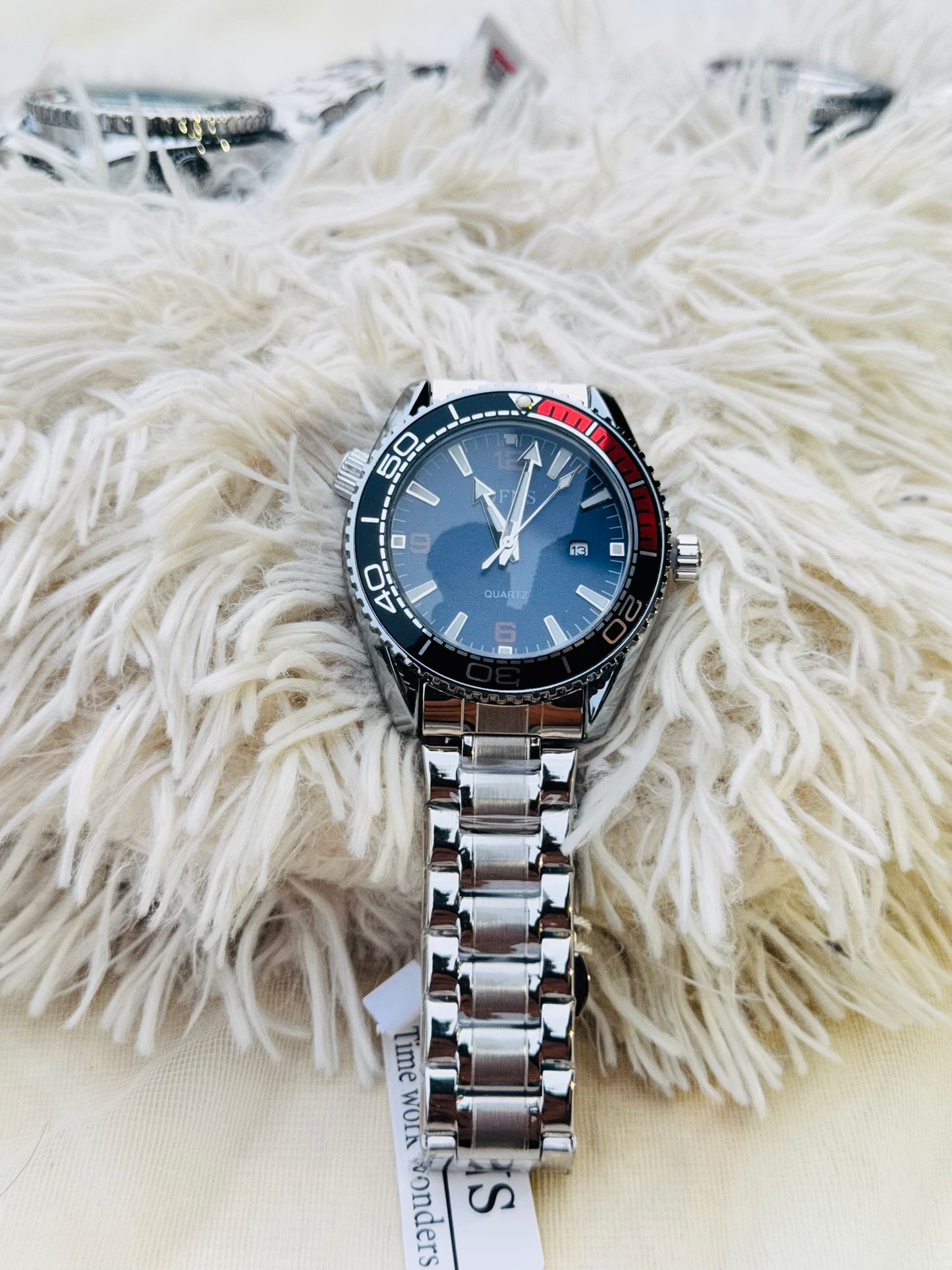OFNS Men'S Sport Watch - 30m High Quality, Luminous Hands & Calendar, Durable Steel Band, Blue Dial with Red Accents