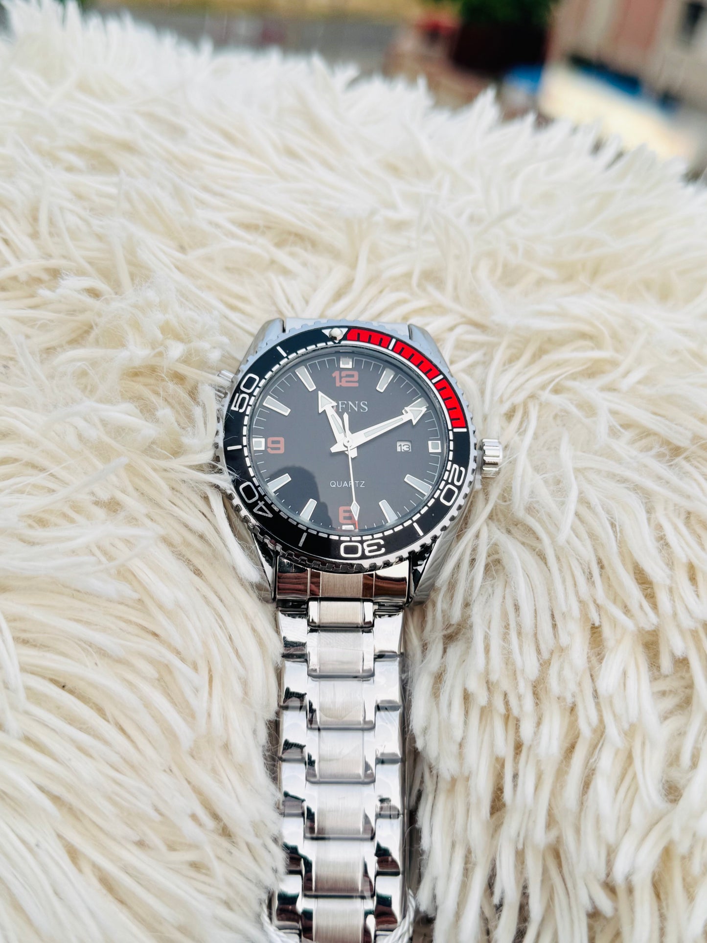 OFNS Men'S Sport Watch - 30m High Quality, Luminous Hands & Calendar, Durable Steel Band, Black Dial with Red Accents