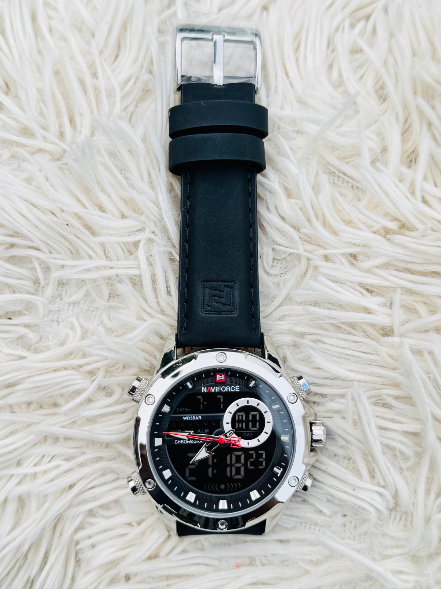 Hot Sale NAVIFORCE New 9208 Quartz Watches Men Casual Sports Chronograph Quartz Wrist Watch Waterproof Relojes Luxury Wristwatch