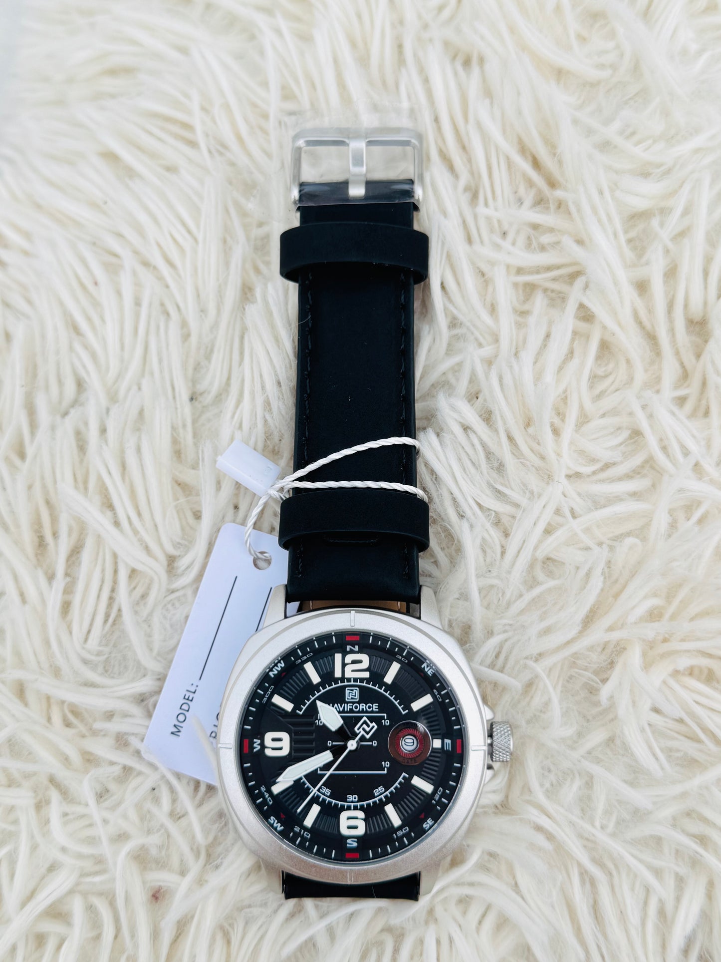 Hot Sale NAVIFORCE Men Quartz Waterproof Watches Top Brand Men Sport Watch High Quality Leather Band Wristwatch Reloj Hombre