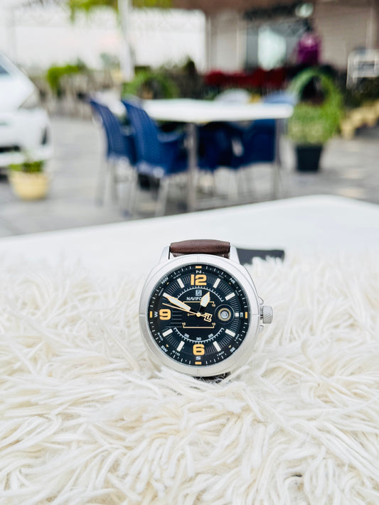 Hot Sale NAVIFORCE Men Quartz Waterproof Watches Top Brand Men Sport Watch High Quality Leather Band Wristwatch Reloj Hombre