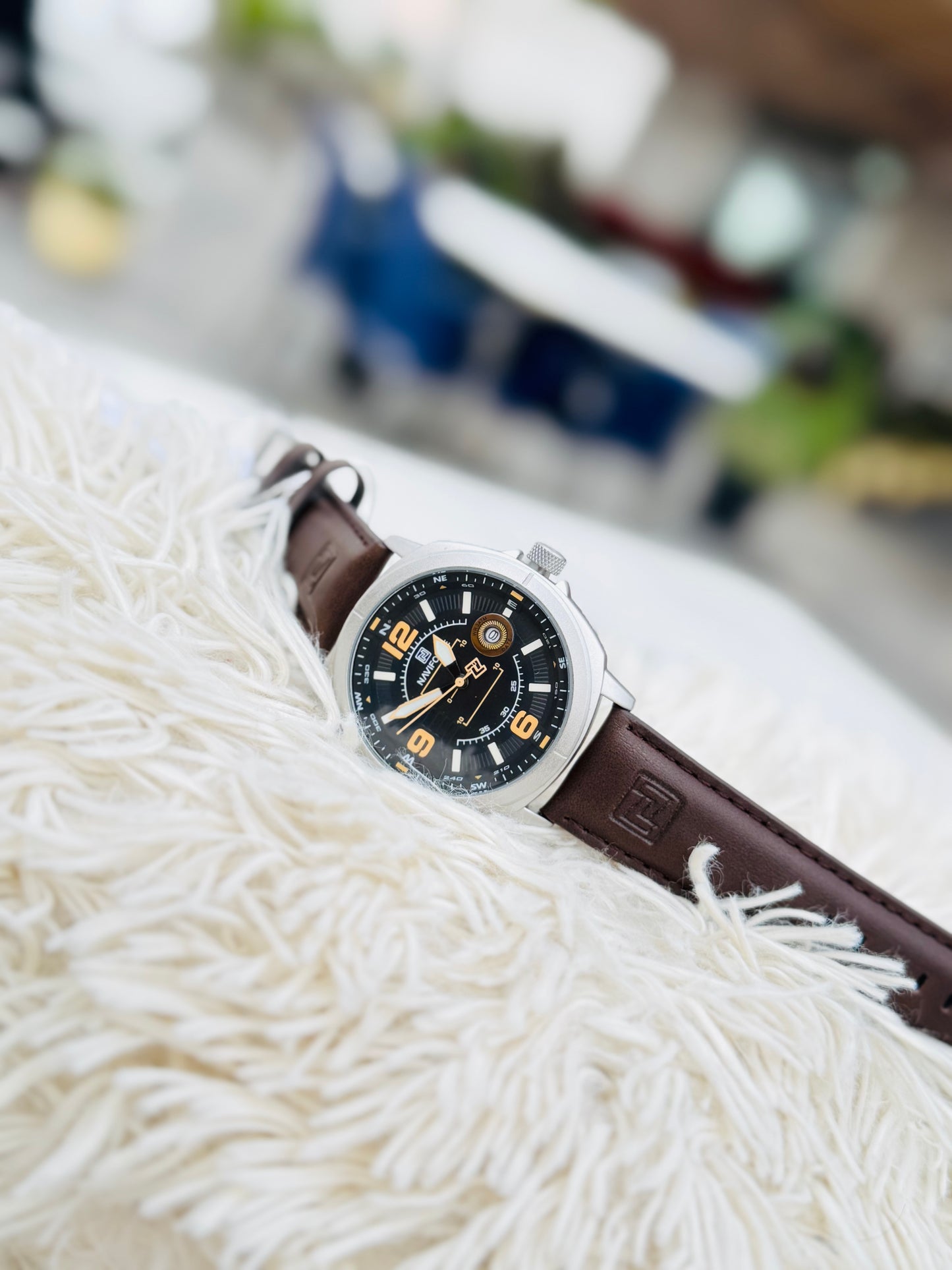 Hot Sale NAVIFORCE Men Quartz Waterproof Watches Top Brand Men Sport Watch High Quality Leather Band Wristwatch Reloj Hombre