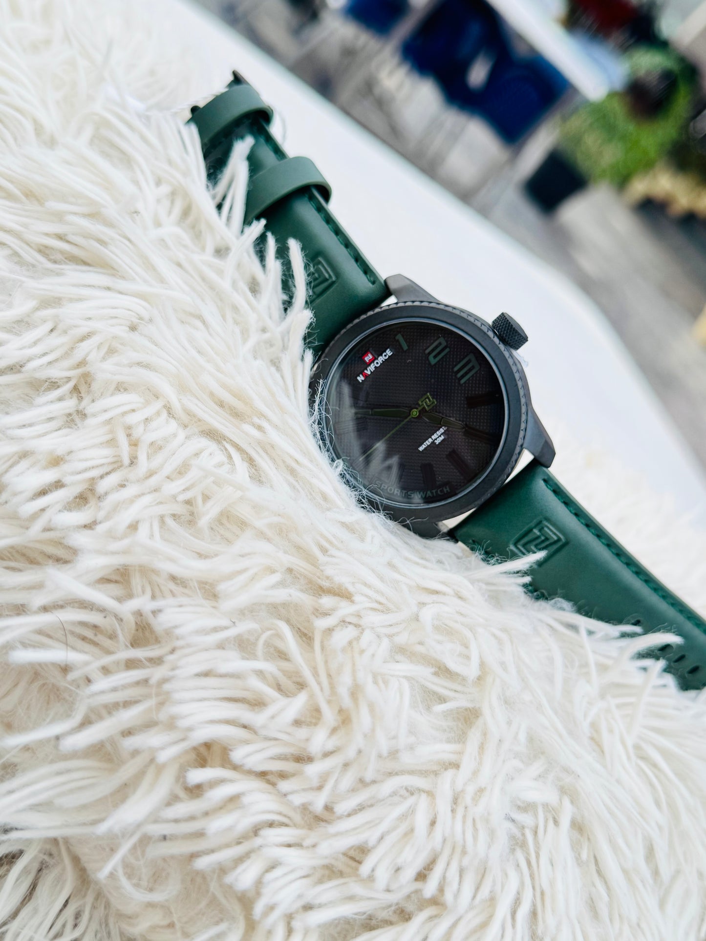 NAVIFORCE Brand 9202L 9202 Sports Watch Men Fashion Casual Quartz Wristwatch Male Date Waterproof Leather Analog Clock